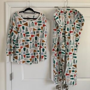 Like New Old Navy Christmas tree pajamas set